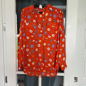 NWOT Ann Taylor blouse. Worn once.